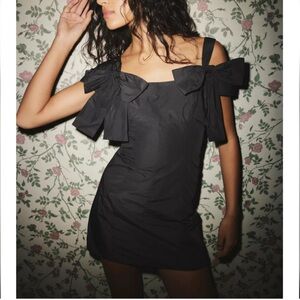 Kimchi Blue Black Bow Mini Dress XS Night Out Party